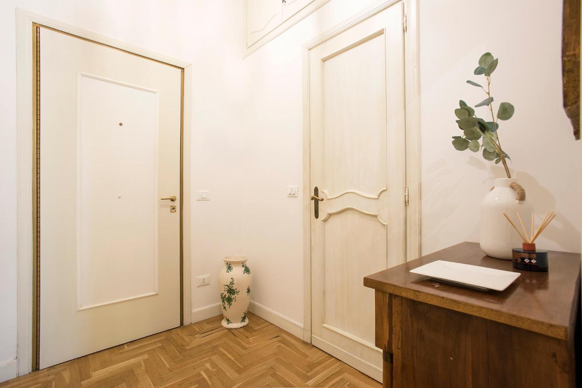 Av Domus Propaganda Apartment Rome