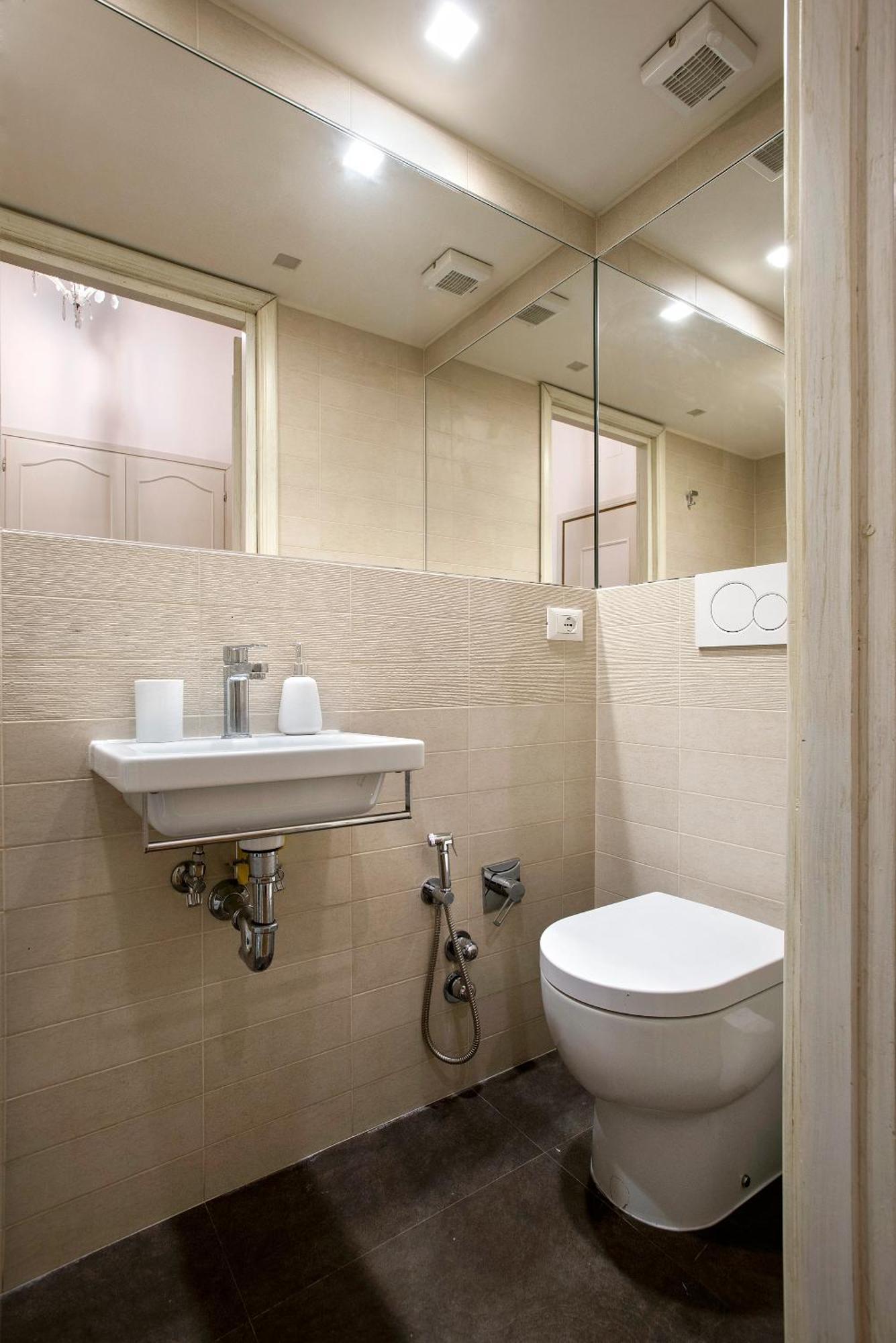Av Domus Propaganda Apartment Rome